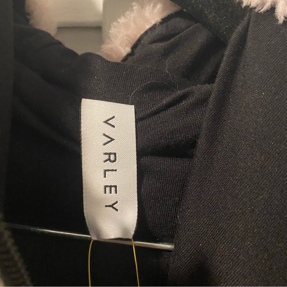 SOLD!!! Varley Montalvo Lilac Sherpa Jacket - Picture 4 of 7